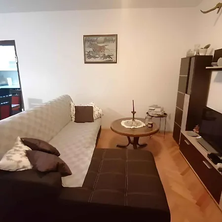 In Rovinj/istrien 11648 דירה *